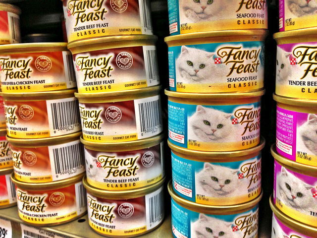ассортимент консервов для кошек
